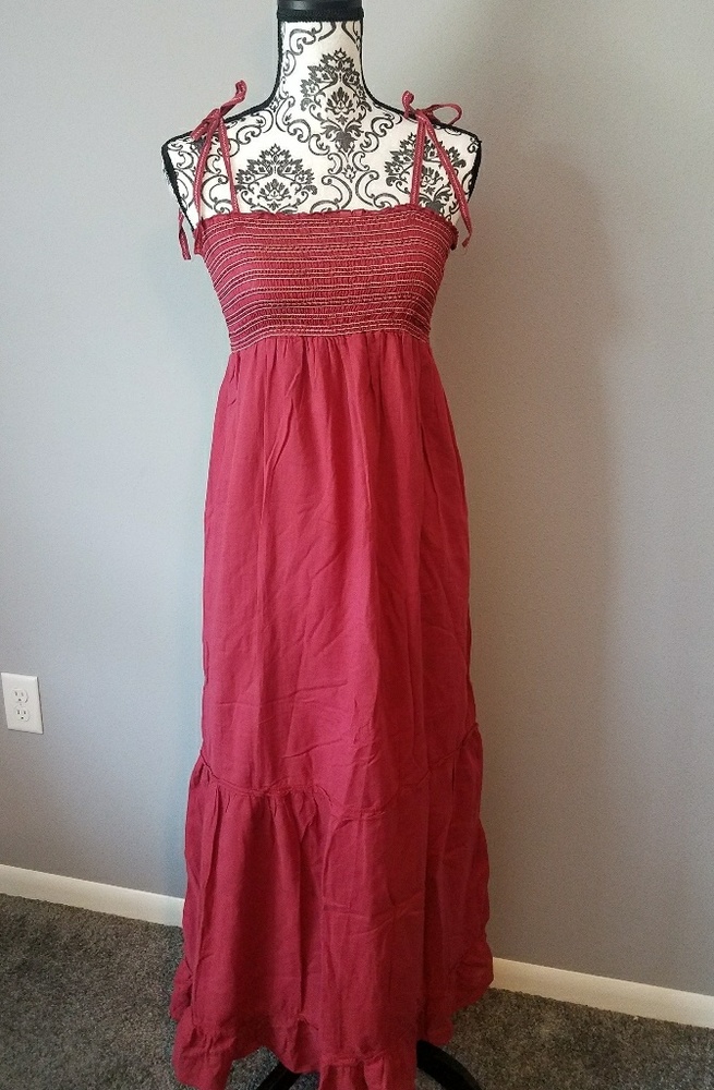 Red maxi